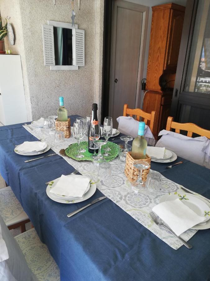 Floris'S Home Лос Кристианос Екстериор снимка